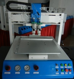 點膠設備全解析 自動化時代的精密粘接解決方案