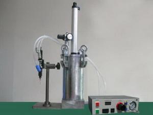 機(jī)械式點(diǎn)膠機(jī) 自動(dòng)化制造的精準(zhǔn)衛(wèi)士